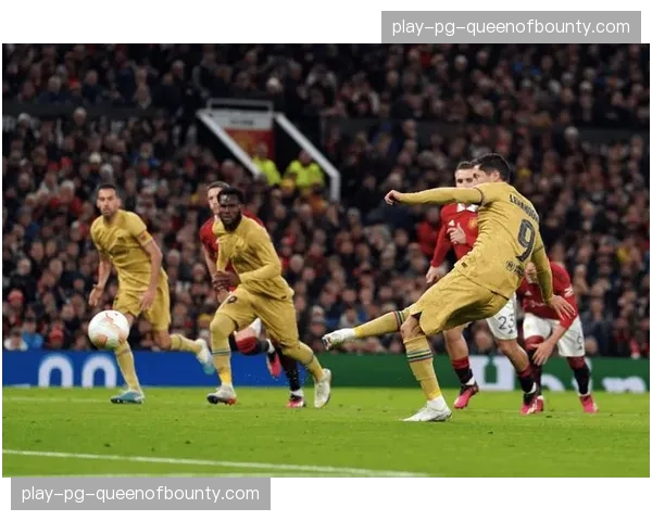 深度复盘：剖析赫罗纳高位防线在本轮比赛中所暴露出的空间问题