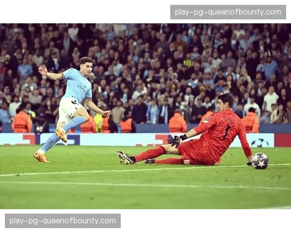 皇马2-1十人曼城总分5-1晋级,B席直红成比赛转折点 皇马2-1十人曼城总分5-1晋级,B席直红成比赛转折点